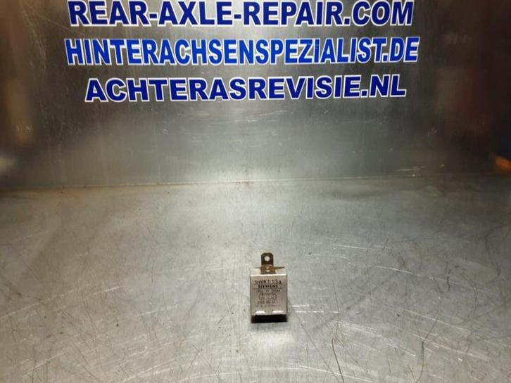Origineel Siemens Opel Kadett C vertragingsrelais gebruikt., Auto-onderdelen, Interieur en Bekleding, Gebruikt, Opel, Verzenden