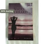 In het maanlicht 9789048001699 Nicci Gerrard, Boeken, Verzenden, Gelezen, Nicci Gerrard