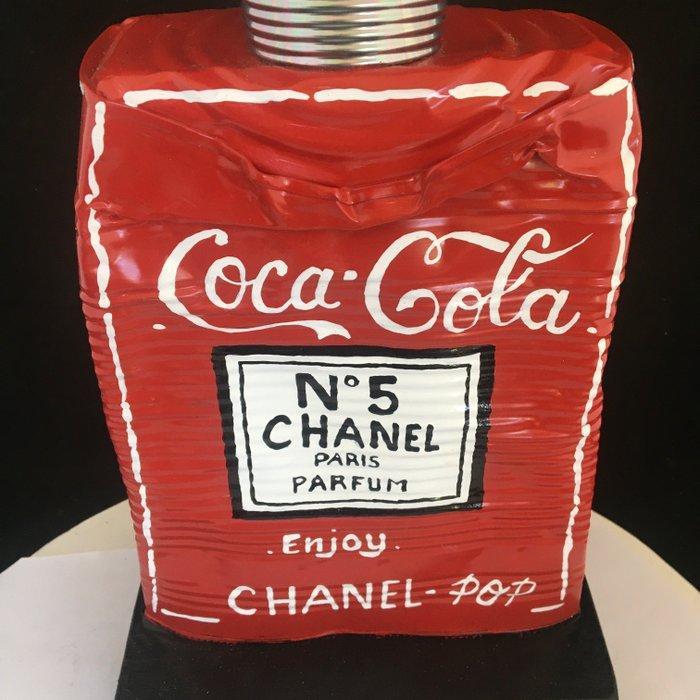Norman Gekko - Chanel COCA-COLA N.5 (Limited Edition #7/15), Antiquités & Art, Art | Objets design