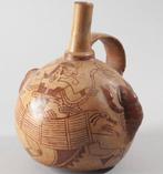 Mochica Céramique Bouteille à goulot droit et anse latérale