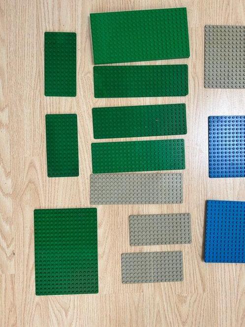 Lego Grondplaten - 16 baseplates, Kinderen en Baby's, Speelgoed | Duplo en Lego
