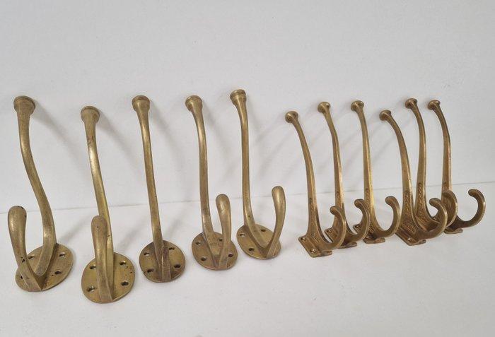 Set kapstokhaken - Messing - Set van elf kapstokken van, Antiek en Kunst, Kunst | Designobjecten