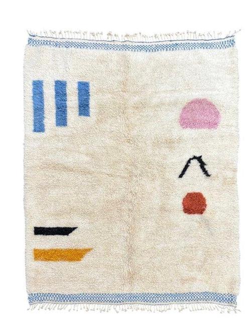 Contemporary Beni M’rirt Rug – Minimalist Elegance in, Antiek en Kunst, Curiosa en Brocante