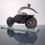 Andrzej Rafalski - sculptuur, Handmade glas Cyclist - 22 cm, Antiek en Kunst