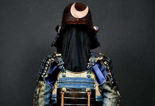 Gusoku yoroi Volledige Samurai pantser - Koper, Zijde, Ijzer, Antiek en Kunst, Antiek | Overige Antiek