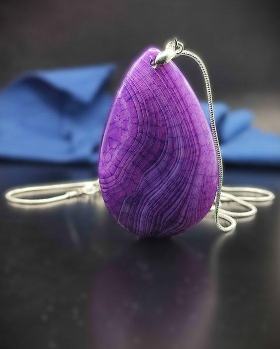 Amazone Zeer Mooi UV-Reactive Banded Dragon Veins Agate, Verzamelen, Mineralen en Fossielen