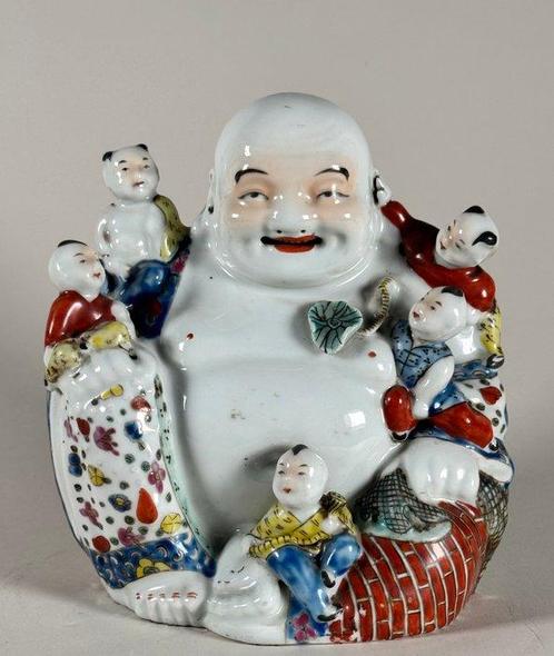 Figuur - Large buddha with children - Porselein - China, Antiek en Kunst, Antiek | Overige Antiek