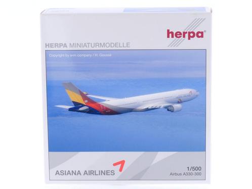 Schaal 1:500 Herpa 510158 Asiana Airlines Airbus A330-300..., Hobby en Vrije tijd, Modelbouw | Vliegtuigen en Helikopters, Zo goed als nieuw