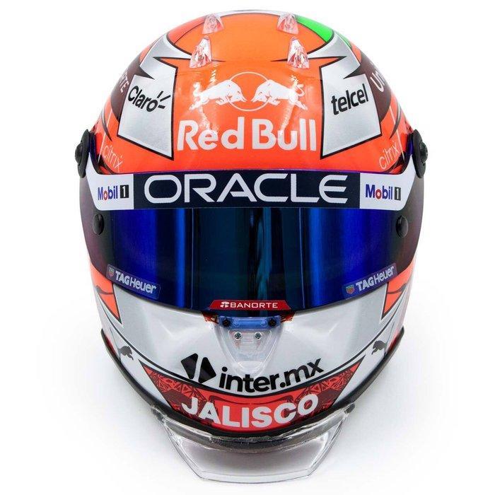 Sergio Perez - 2022 - Schaal 1/2 helm, Verzamelen, Automerken, Motoren en Formule 1