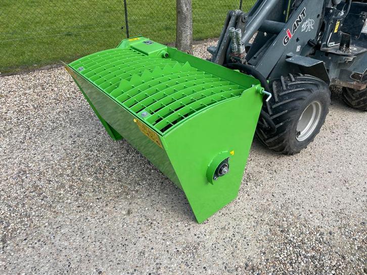 BMS 120 Beton mixbak voor mini Shovel, Zakelijke goederen, Landbouw | Werktuigen