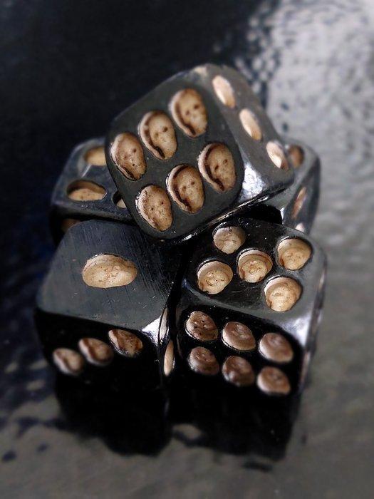 Dobbelstenen - Memento Mori - Wit en Zwart, Antiek en Kunst, Curiosa en Brocante