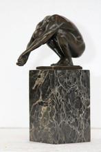 Beeld, de duiker - 23 cm - bronze marble, Antiek en Kunst