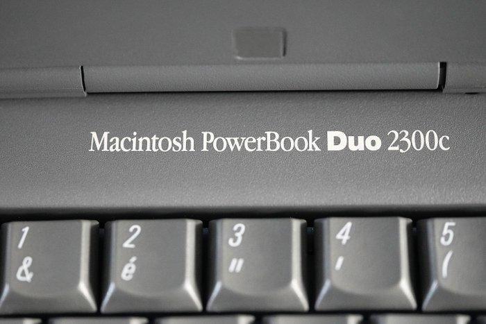 Apple PowerBook Duo 2300c – museum-grade collector’s piece, Games en Spelcomputers, Spelcomputers | Overige Accessoires