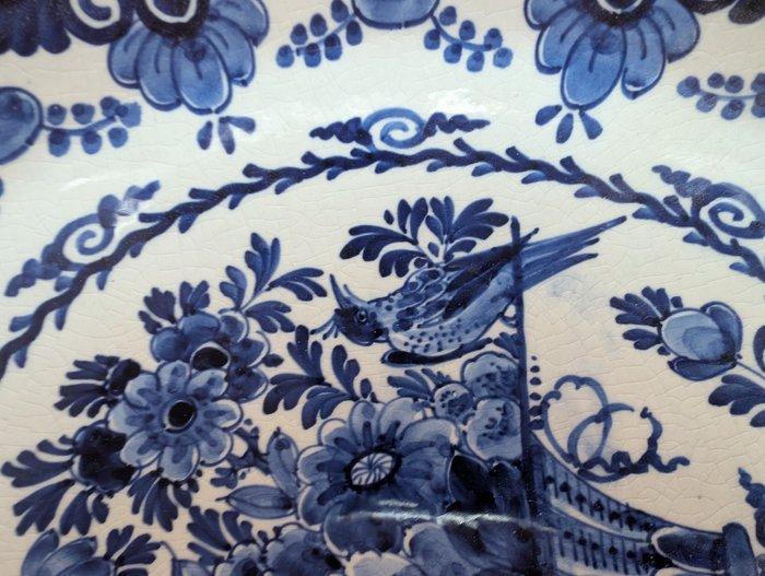 De Porceleyne Fles, Delft - Bord - Aardewerk, Antiek en Kunst, Antiek | Glaswerk en Kristal