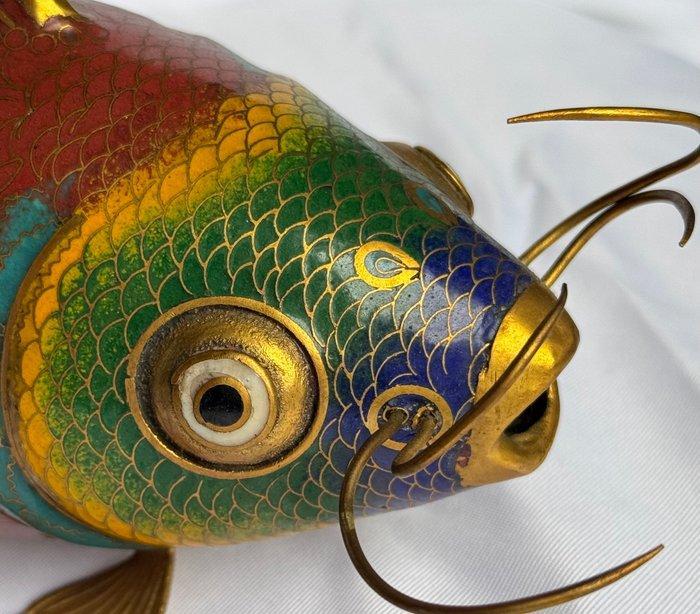 cloisonné Koi Karper - Bronze patiné, Cerisier - Chine (Sans, Antiek en Kunst, Antiek | Overige Antiek