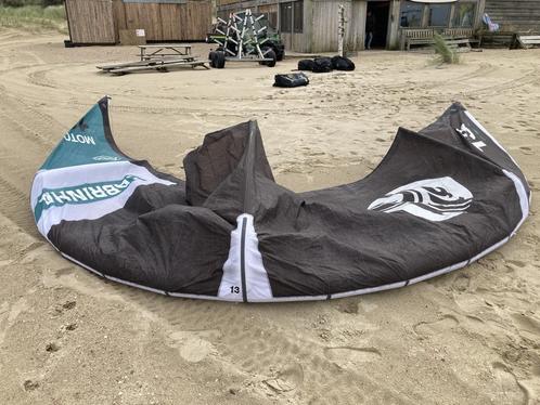 cabrinha moto XL apex C4 13M R, Watersport en Boten, Kitesurfen, Gebruikt