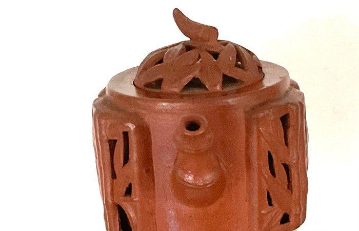Theepot - BAMBOE-AJOUR IN DE STIJL VAN GU JINGZHOU - YIXING, Antiek en Kunst, Antiek | Overige Antiek