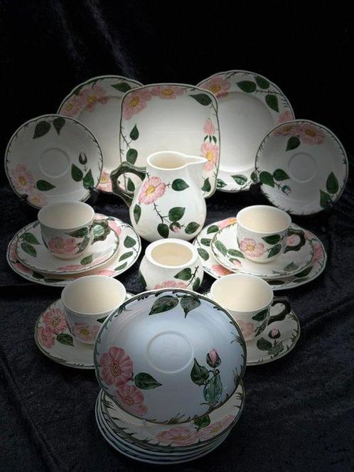Koffie- en theeservies - Villeroy & Boch – Wild-Rose, Antiek en Kunst, Antiek | Meubels | Tafels
