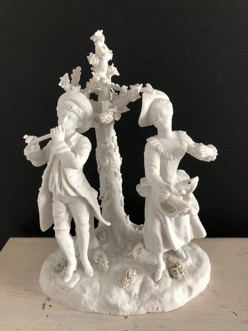 Style Sèvres. - Miniatuur figuur - Groupe biscuit style, Antiek en Kunst, Antiek | Glaswerk en Kristal