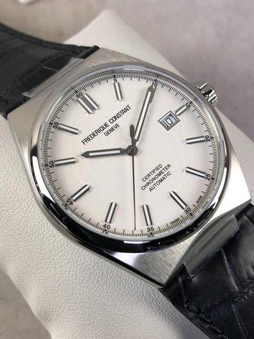 Frédérique Constant - Highlife Automatic COSC - FC-303S4NH6 beschikbaar voor biedingen