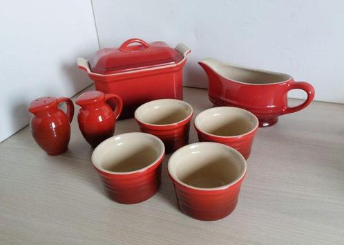 Le Creuset - Service de table (8) - Grès - Lot Cuisson et, Antiek en Kunst, Antiek | Keukengerei