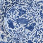 Krab & baars decor - Assiette - Porcelaine - période Kangxi, Antiek en Kunst