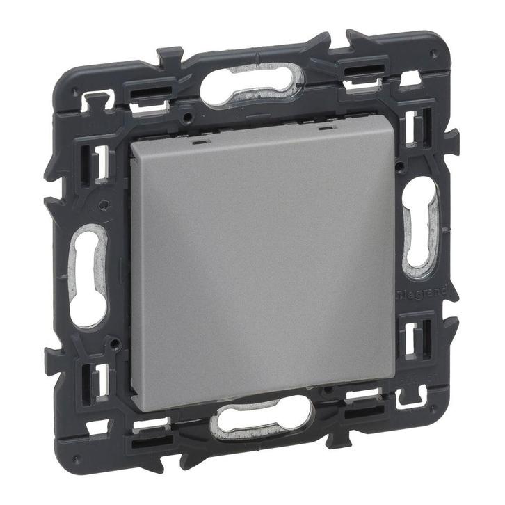 Legrand Full Device Aluminum Cable Output With Screw Mount -, Bricolage & Construction, Électricité & Câbles, Envoi