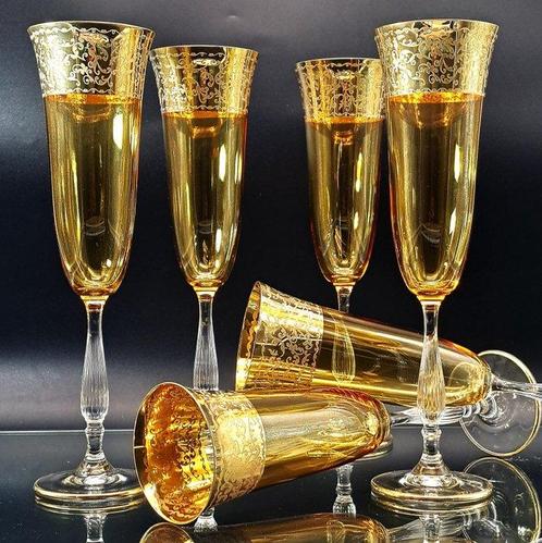 Artemisia - Flûte à champagne (6) - Vltava - Cristal, Antiek en Kunst, Antiek | Meubels | Tafels