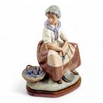 Lladró - Vincente Martinez - Statue, Fisherwoman / La