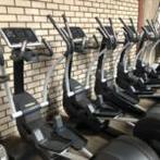 Technogym Crosstrainer Excite 700 | Synchro | Cardio |, Sport en Fitness, Fitnessapparatuur, Zo goed als nieuw, Verzenden