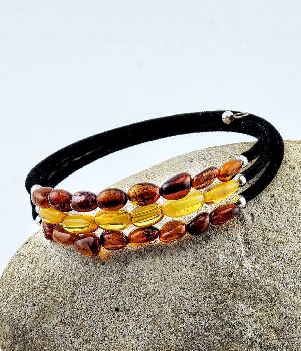 Set van 3 Baltische AMBER armbanden – gouden, kersen- en, Verzamelen, Mineralen en Fossielen