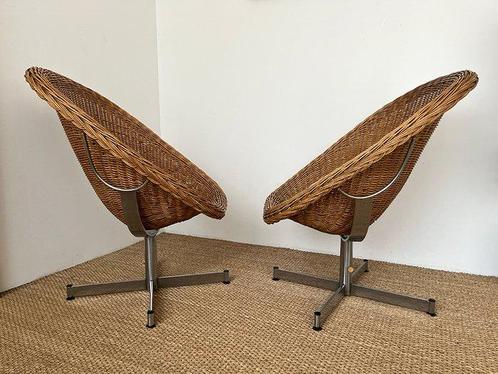 Noordwolde - Dirk van Sliedregt - Chaise (2) - pivot - acier, Antiek en Kunst, Antiek | Meubels | Stoelen en Sofa's