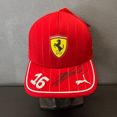 Ferrari - Formule 1 - Charles Leclerc - 2025 - Pet, Verzamelen, Automerken, Motoren en Formule 1
