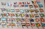 Speld Verzameling van 50 Vlaggenspeldjes - jaren 60 -, Antiek en Kunst, Antiek | Speelgoed