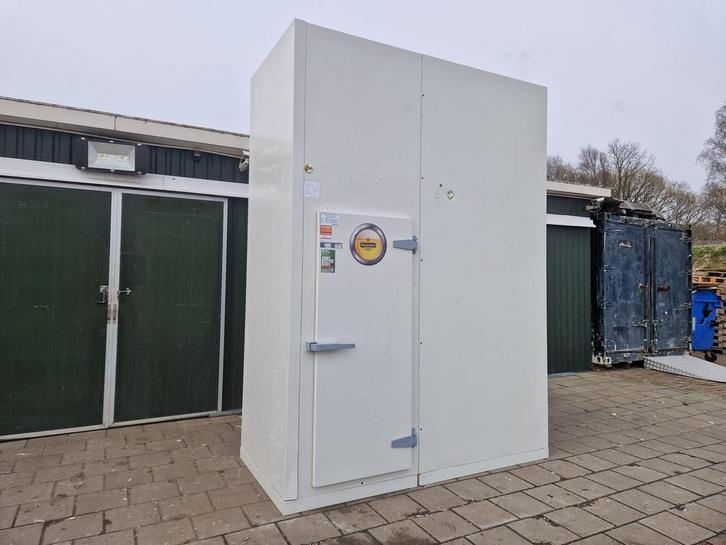 Koelcel 226 x 106 x 316 cm, Zakelijke goederen, Horeca | Keukenapparatuur, Gebruikt, Koelen en Vriezen