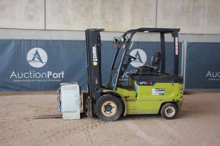 Veiling: Heftruck Clark EPX25i Elektrisch 2500kg 4.8m 2019, Zakelijke goederen, Machines en Bouw | Heftrucks en Intern transport
