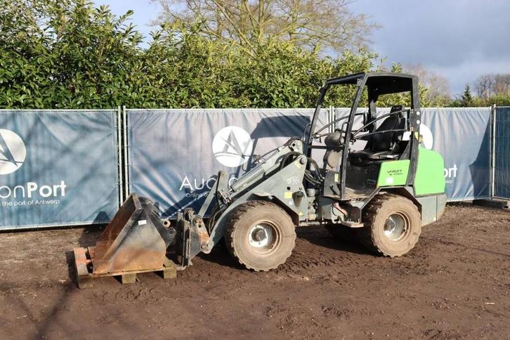 Veiling: Wiellader Giant V452T X-TRA Diesel, Zakelijke goederen, Machines en Bouw | Kranen en Graafmachines, Ophalen