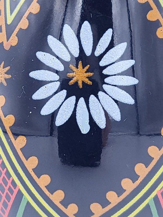 Collection thématique - Superbe œuf décoratif en porcelaine, Antiek en Kunst, Antiek | Speelgoed