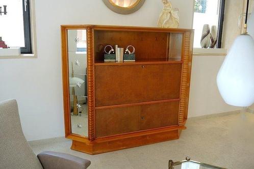 Hoog dressoir - Esdoorn, Leder, Antiek en Kunst, Antiek | Meubels | Stoelen en Sofa's