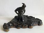 sculptuur, Arpad et Trianon - 13 cm - Gepatineerd brons -, Antiquités & Art, Antiquités | Céramique & Poterie
