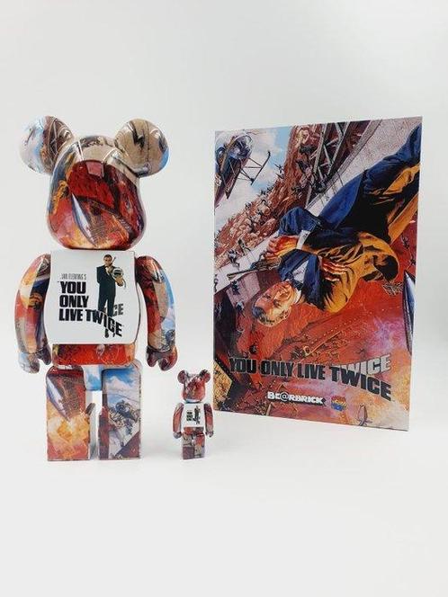 James Bond X Medicom Toy - Be@rbrick James Bond You only, Antiek en Kunst, Kunst | Schilderijen | Modern