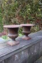 Jardinière (2) - Gietijzer