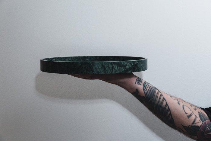 TM DESIGN - Tafelmiddenstuk - Groen Guatemala marmer, Antiquités & Art, Antiquités | Meubles | Chaises & Canapés