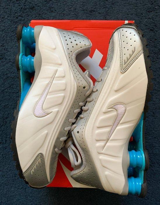 Nike - Nike Shox R4 - Sneakers - Maat: EU 40 - Nieuw met, Kleding | Heren, Schoenen
