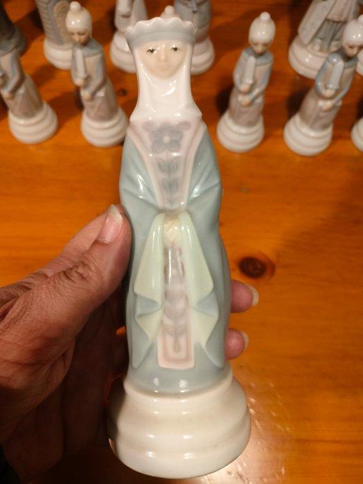 Lladró - Figuur - Ajedrez Medieval LLADRÓ (Año 1976) - Juego, Antiquités & Art, Antiquités | Verre & Cristal