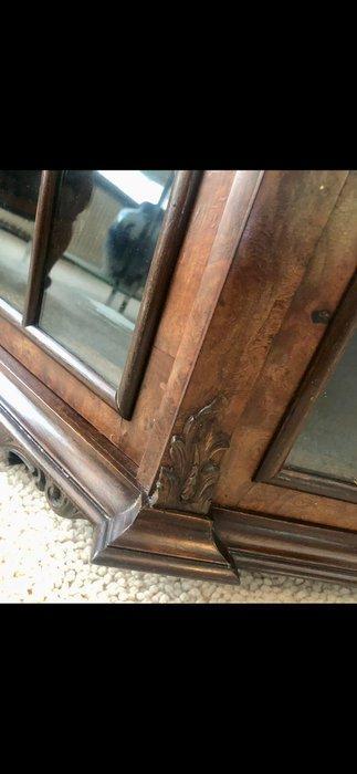 Kast - Wortelnotenhout, Mahonie, Antiek en Kunst, Antiek | Overige Antiek