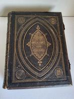 c1870 Large Antique Family Bible - 1870, Antiek en Kunst, Kunst | Niet-Westerse kunst