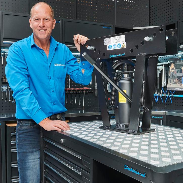 Datona Hydraulische pijpenbuiger 12 ton - Datona - Zwart, Doe-het-zelf en Bouw, Gereedschap | Overige machines, Ophalen of Verzenden
