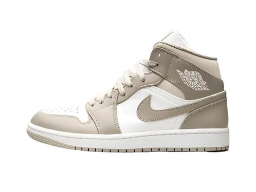 Air Jordan 1 Mid Linen - Maat 42 EU, Kleding | Heren, Schoenen, Ophalen of Verzenden