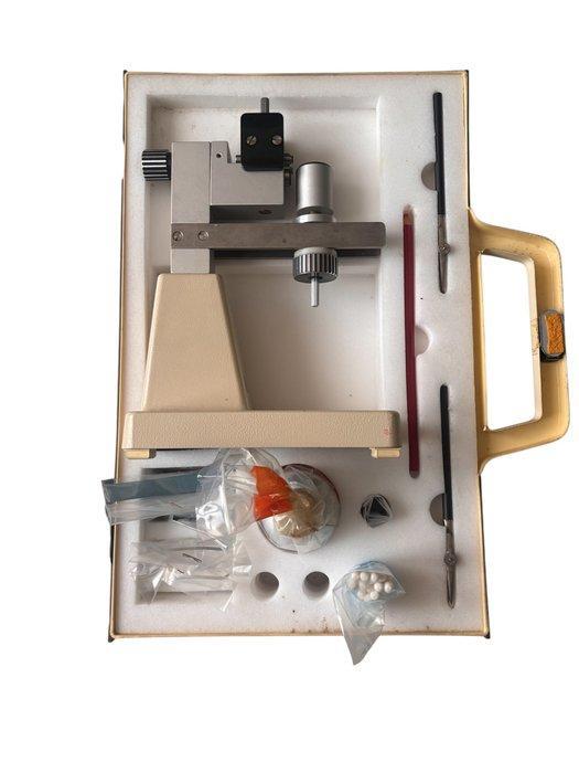 Technisch instrument - Frankrijk - 1960-1970 - AMOR precisie, Antiquités & Art, Antiquités | Assiettes décoratives & Carrelages